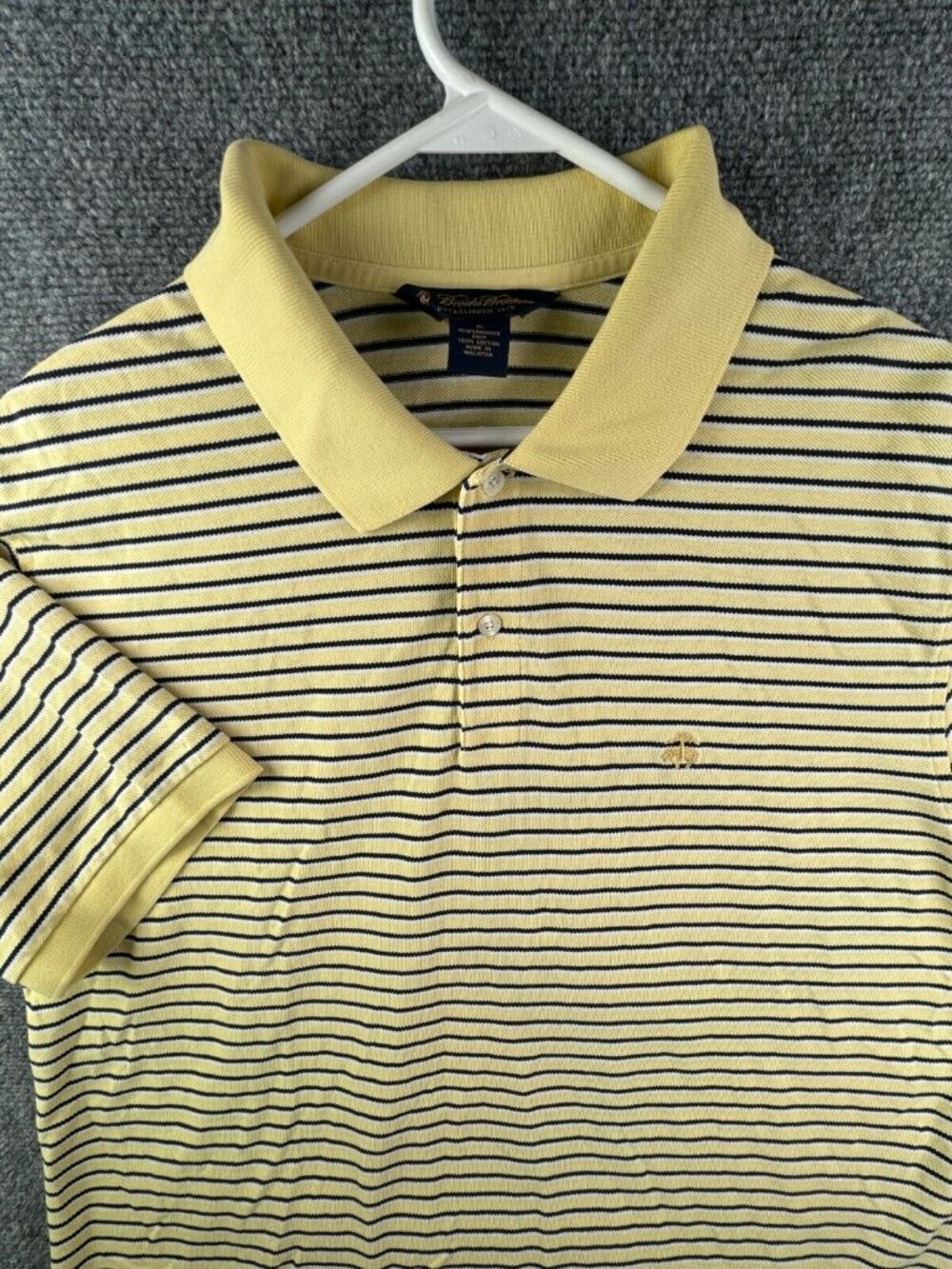 Brooks Brothers Performance Knit Polo Shirt Striped Yellow Blue XL Adult Men